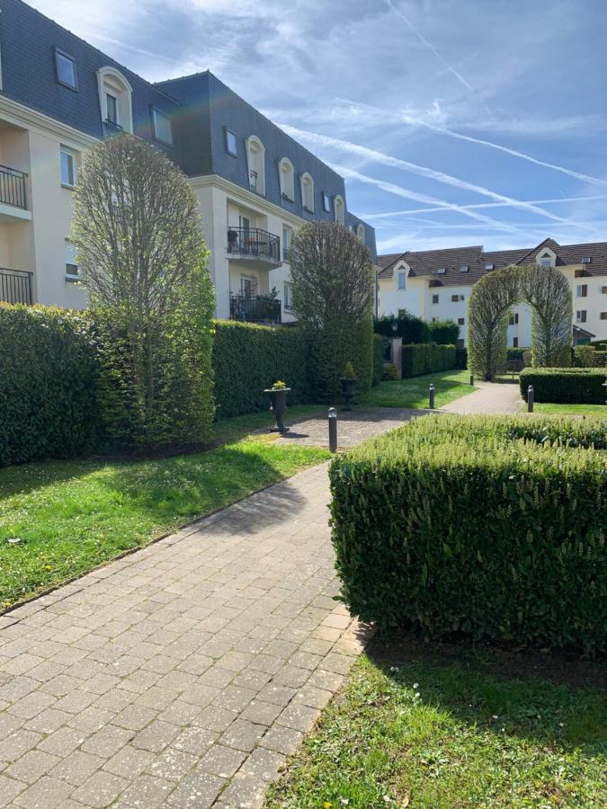 Luxury Appartement Disneyland Magny-le-Hongre Bagian luar foto